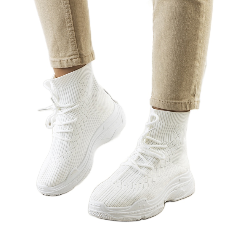 Vita strumpor från Dowden