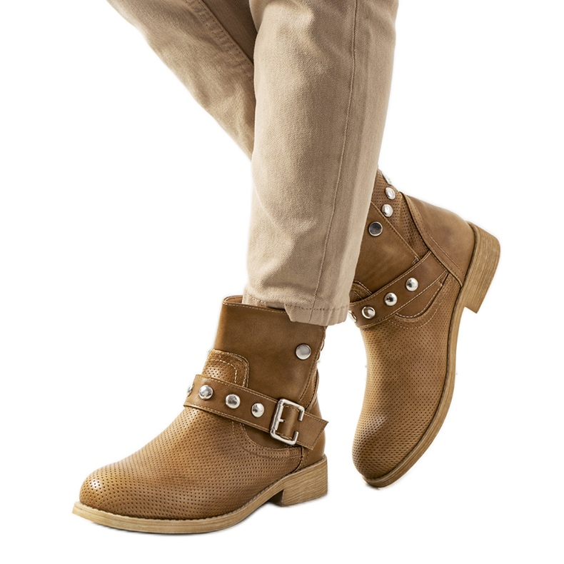 PA1 Punchs bruna stövlar