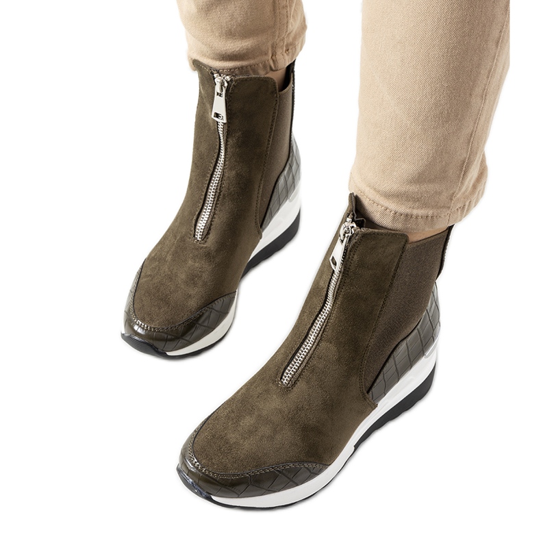 Gröna sneakers på Triaca-kilen