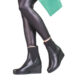 Slip-on stövlar på Shelovet-kilen svart