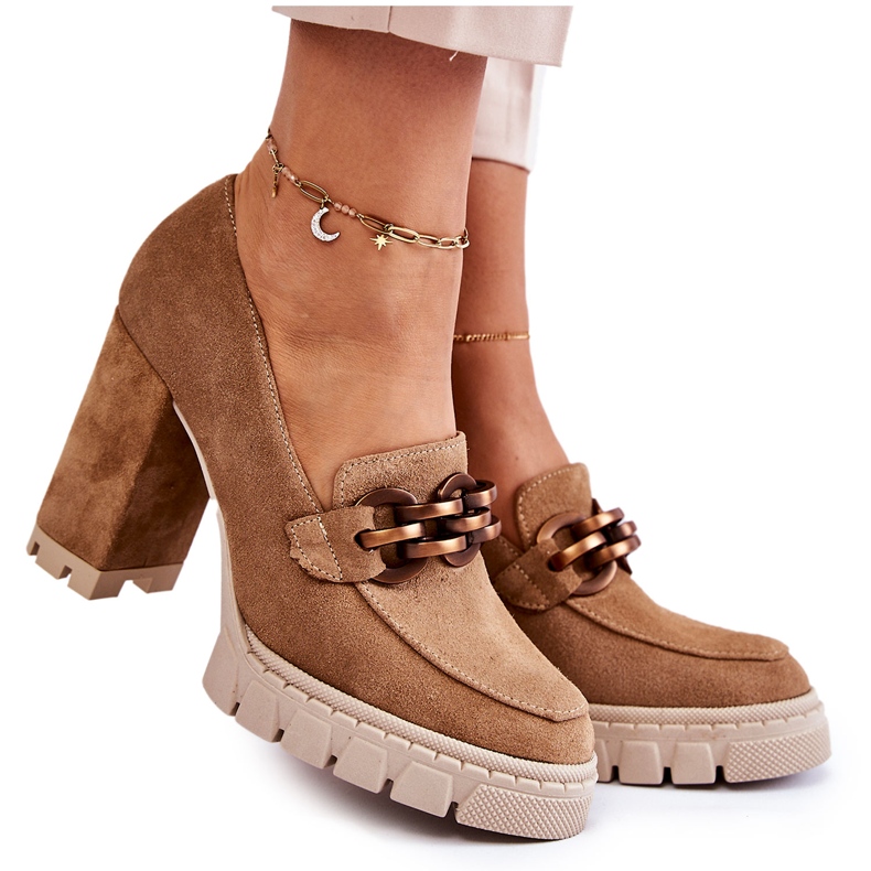 Läder Pumps På Plattformen Och En Bar Lewski Skor 3197 Beige brun