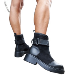 Svarta damstövlar från Elbika