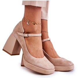 PA2 Mocka Pumps På En Chunky Klack Beige Tina