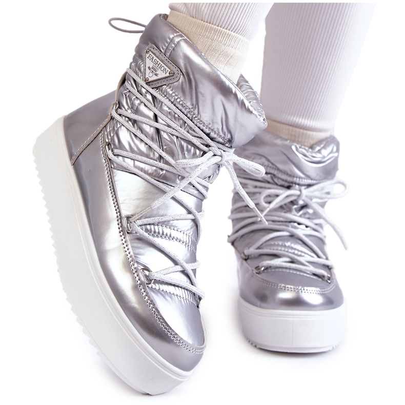 Fashionabla snöstövlar i silver för kvinnor silver-