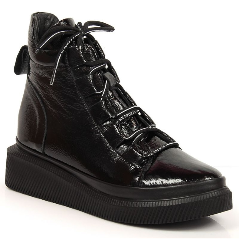 Läderlackade isolerade stövlar Artiker W HBH36 svart