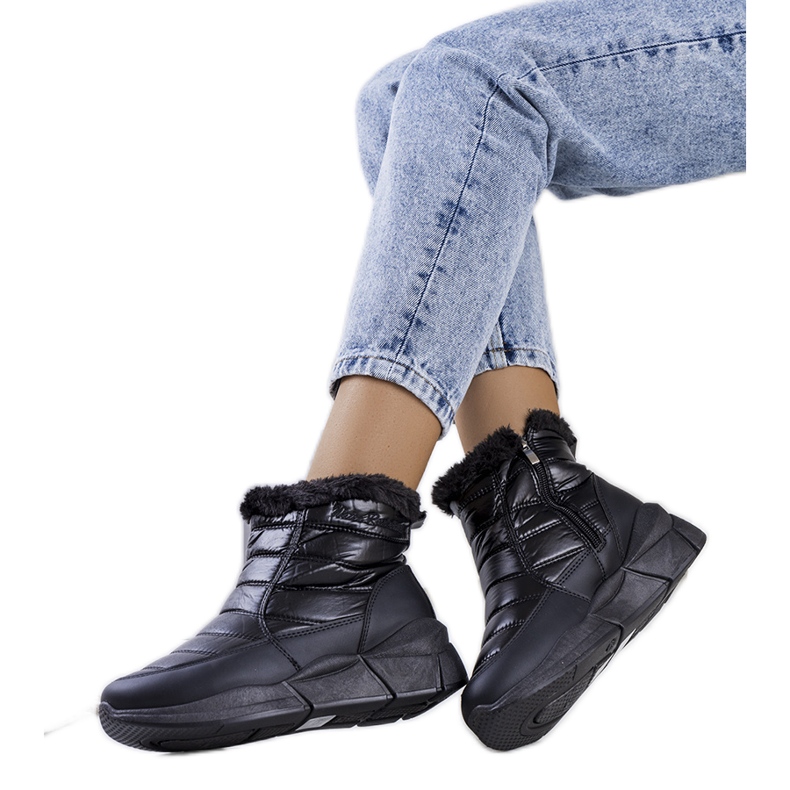 Svarta snökängor från Lago