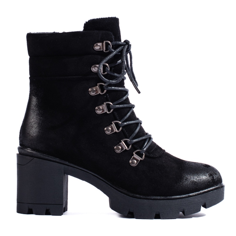 Isolerade dambaggies gjorda av ekologisk mocka svart