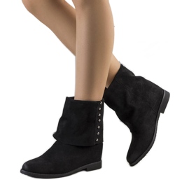 PA1 Svarta stövlar med nitar från Sullivan