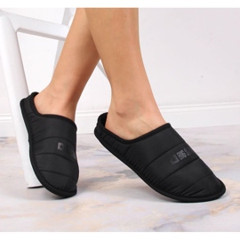 Big Star INT1773B isolerade slip-on tofflor svart