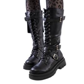 PA1 Svarta stövlar med påse från Himes