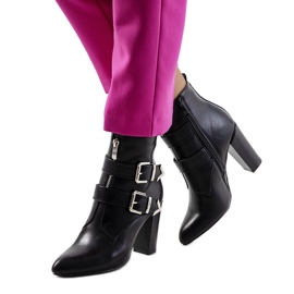 PA1 Svarta Azmar stövlar