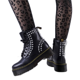 PA1 Svarta stövlar med Castello nitar