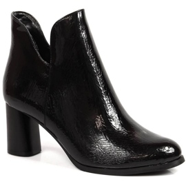 Stövlar lackerade på stolpisolerade Jezzi W JEZ385A svart