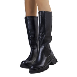 BM Svarta isolerade stövlar från Flores