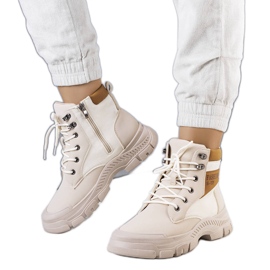 BM Fordla beige isolerade stövlar