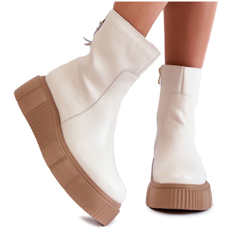 PL5 Skinnstövlar för kvinnor på den ljusbeige Jenefer-plattformen