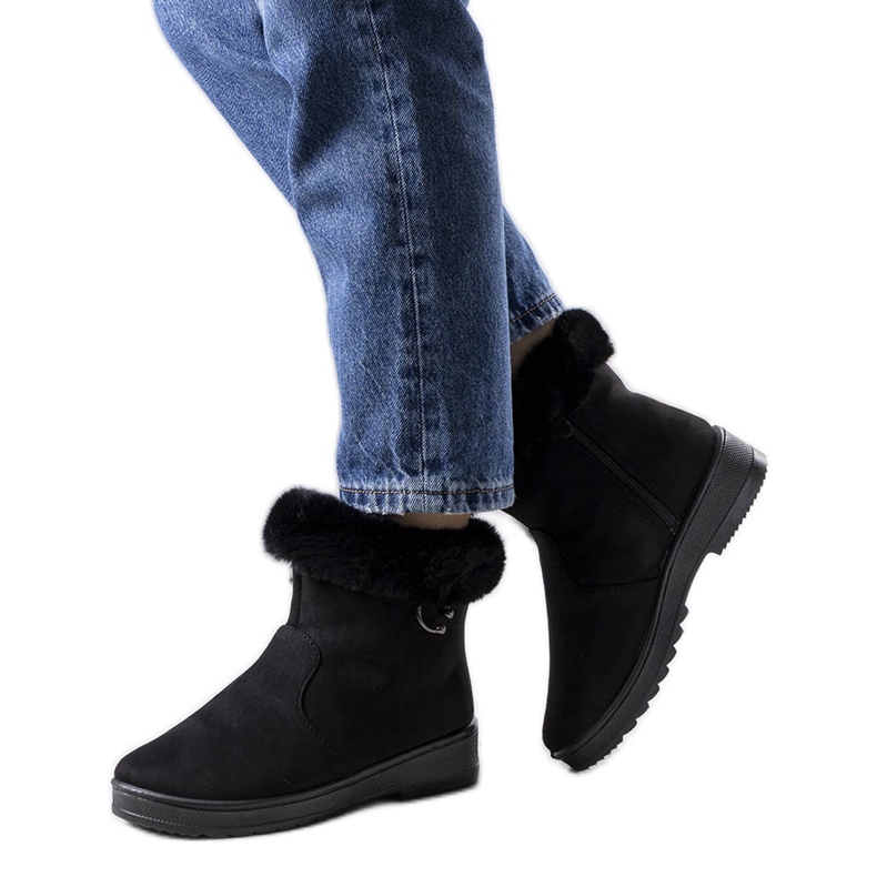 BM Svarta, pälskantade snöstövlar från Marvin