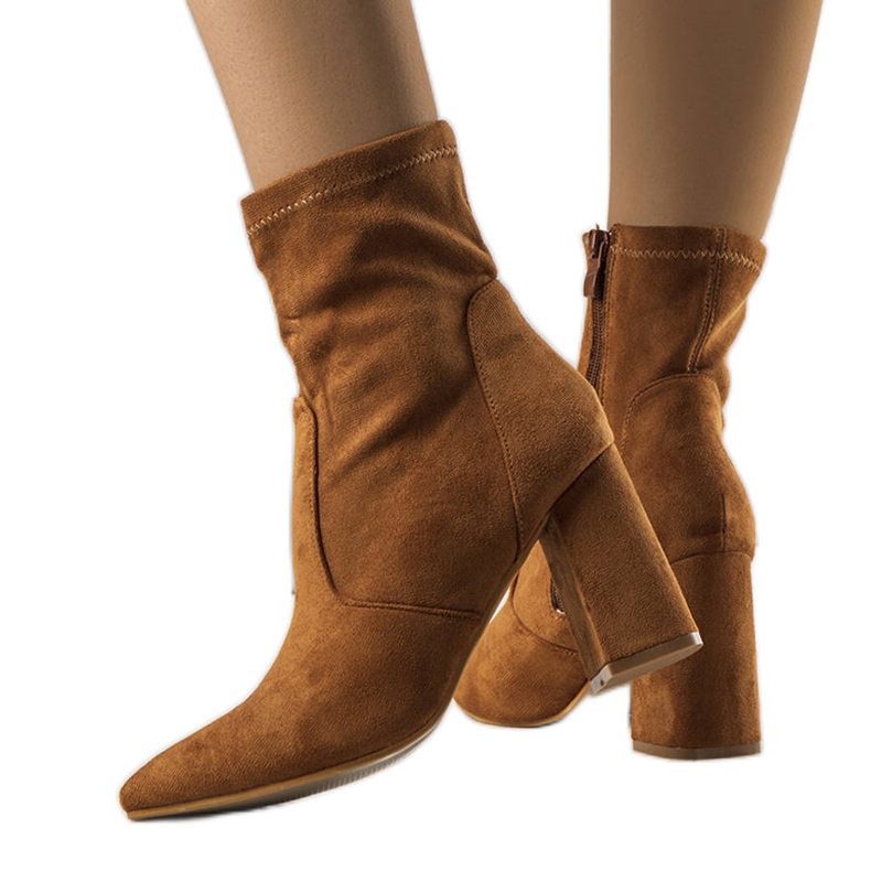 PA1 Kamelstövlar på Kensley-stolpen brun