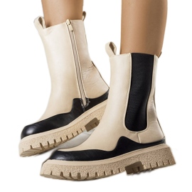 PA1 Beige och svarta stövlar från Valeris