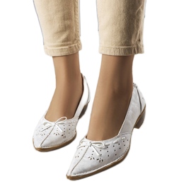 BM Glazko vita ballerinor