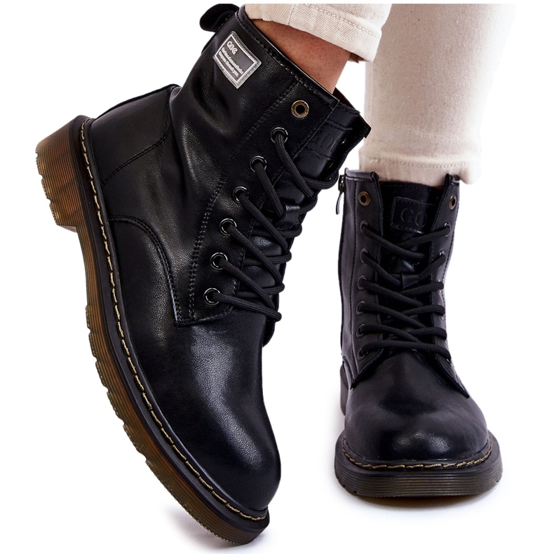 Varma stövlar i läder för kvinnor GOE II2N4053 Svart