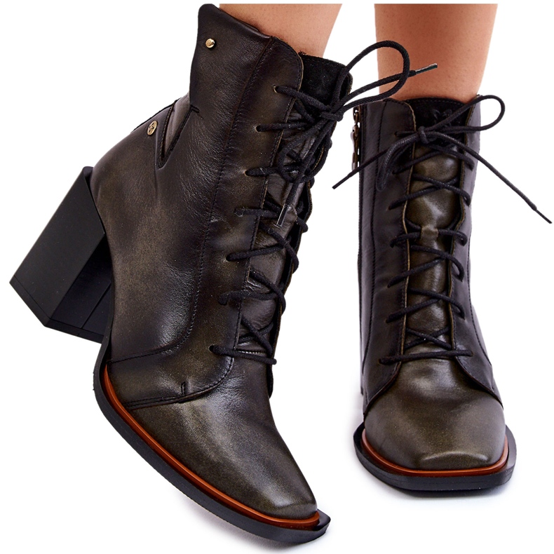 Klassiska snörstövlar i läder Maciejka 05667-09 Grön