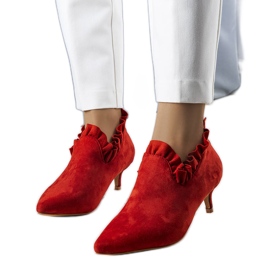 BM Röda pumps med en Gavri ovandel