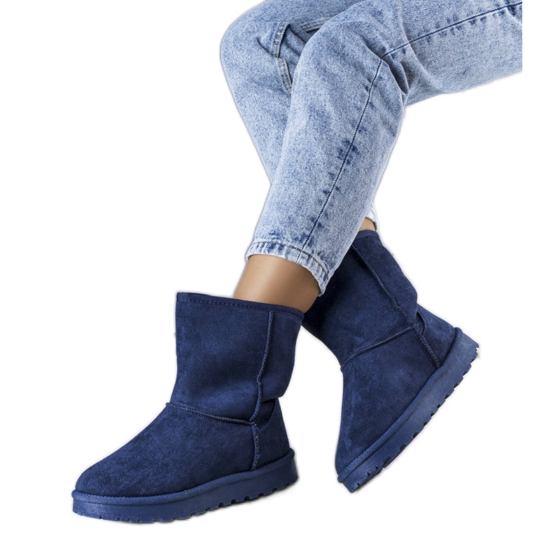 Hank marinblå isolerade snöstövlar