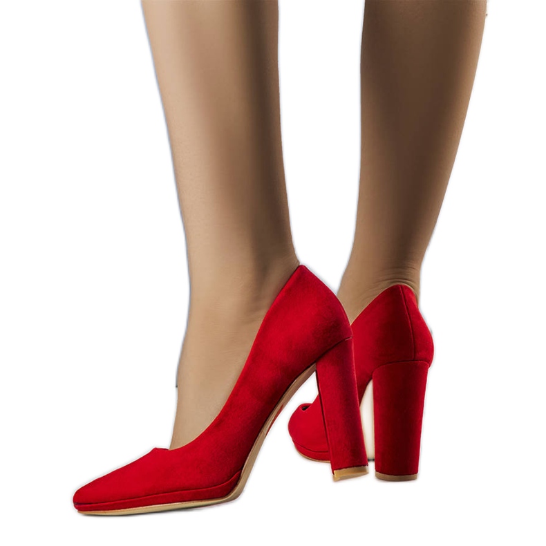 BM Emmas röda högklackade pumps
