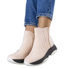 PA1 Beige isolerade stövlar från Roussy