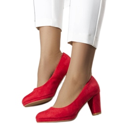 BM Röda högklackade pumps från Lauris