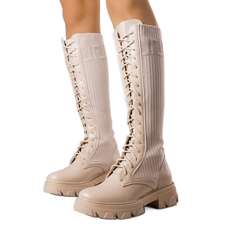 BM Beiga snörstövlar från Montis beige