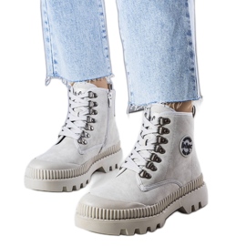 Grå isolerade stövlar LCJ-22-44-1340L Lee Cooper