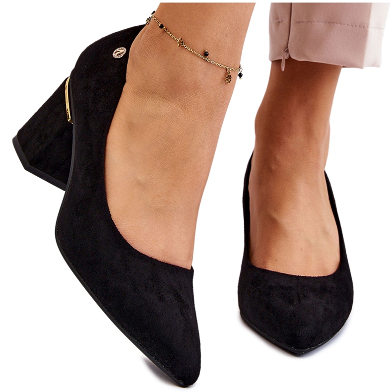 PS1 Klassiska mocka högklackade pumps med svart Derren-dekoration