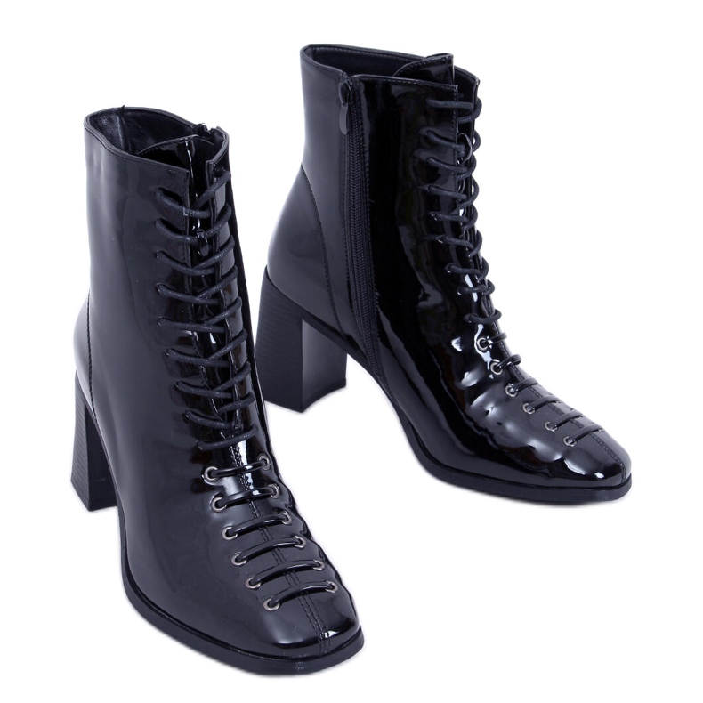 BM Högklackade ankelboots, lackade Aubrey Black svart