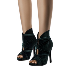 Gröna eleganta pumps med ovandel från Sao