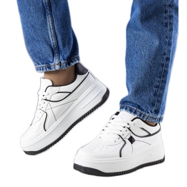 BM Juanita vita platåsneakers