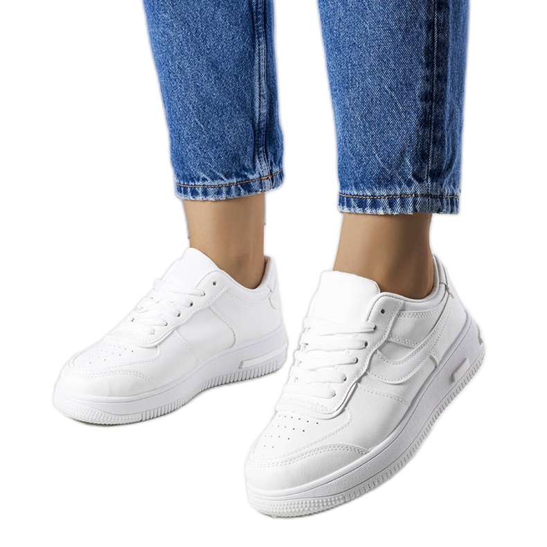 BM Vita sneakers på tjock sula från Kim