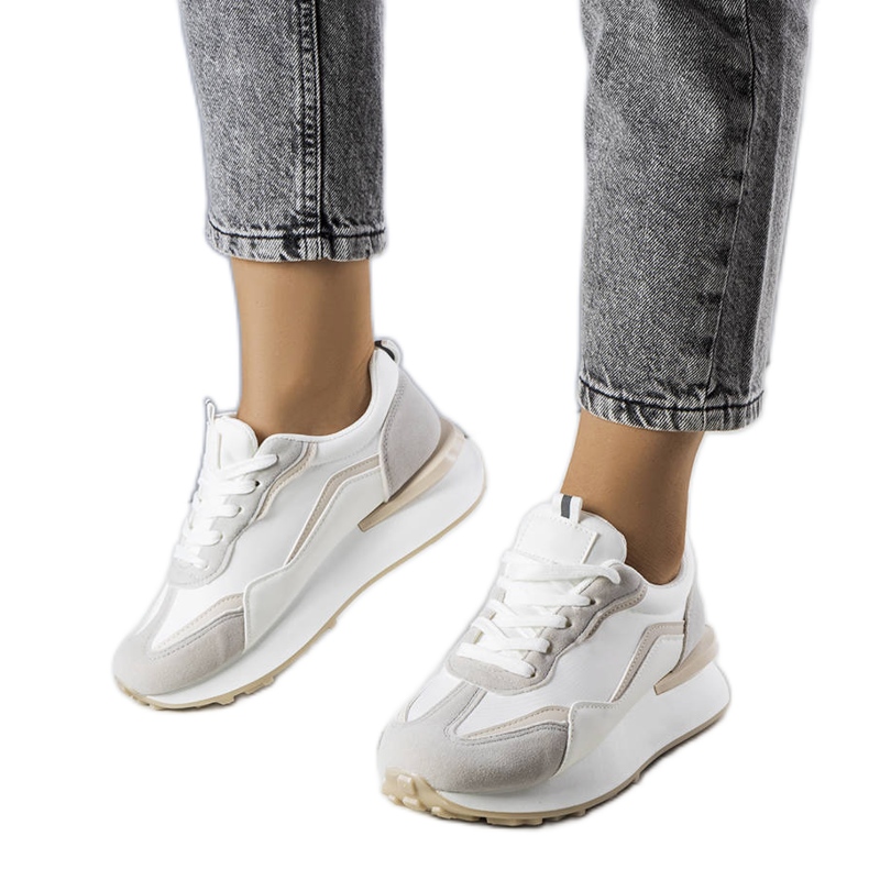 BM Gråa sneakers på Ada-plattformen beige