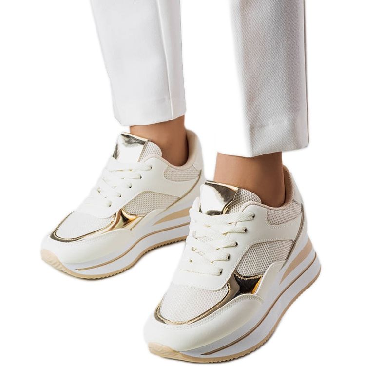 Beige sneakers med tjock sula från Ethel