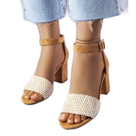 BM Beiga blocksandaler från Patience beige