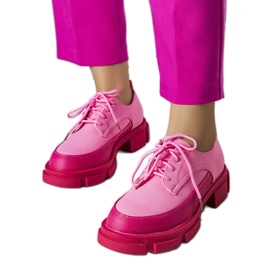 BM Rosa skor med massiv sula från Kay