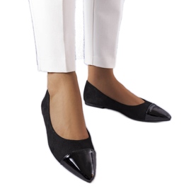 Svarta patentballerinor från Thibault