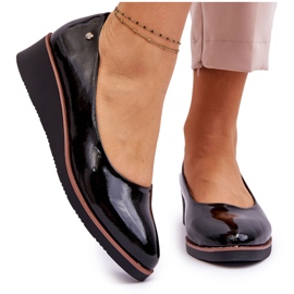 Vinceza Klassiska Lackläder Wedge Pumps Svart Paola