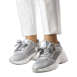 Grå wedge sneakers från Stacey