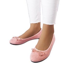 BM Rosa ballerinor med en Chandonnet-rosett