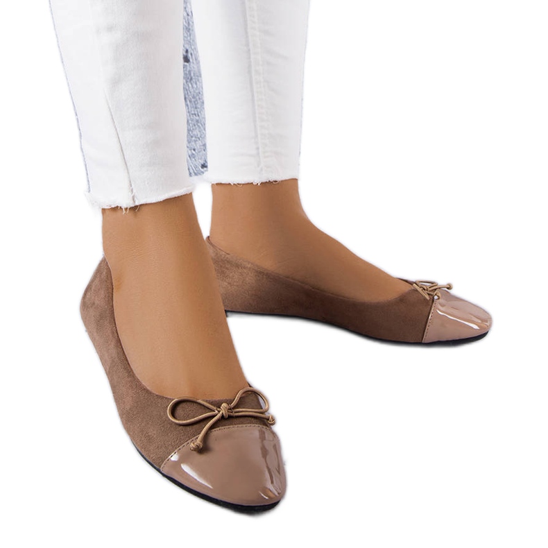 Simard mockabalettlägenheter med patenterad tå grå