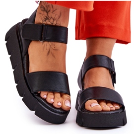 Vinceza Damsandaler i läderplattform Svart Katte