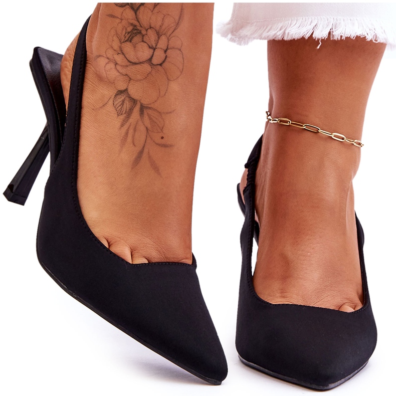 FS1 Klassiska svarta Whitley spetsiga klackar