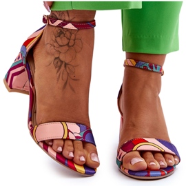 FB1 Lila och rosa Quincy-mönstrade sandaler i satin med låg klack purpur